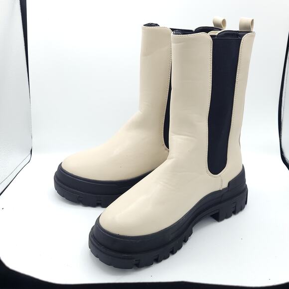 Sheln Off White Ivory Chelsea Combat Platform Boots Slip On women's size 10 - Picture 4 of 10